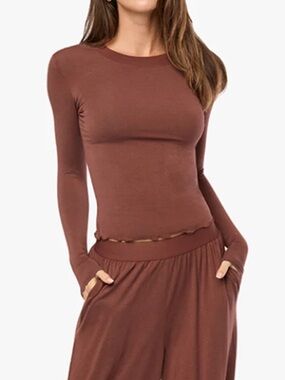 WEWOREWHAT Long Sleeve Crewneck Top in Heather Java